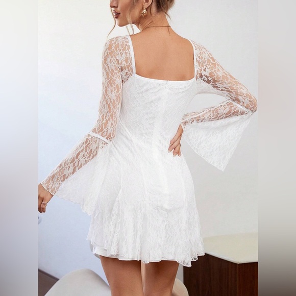 5 for $25 🤍SHEIN Privé Sweetheart Neck Knot Front Flounce Sleeve Lace Dress - Picture 2 of 7